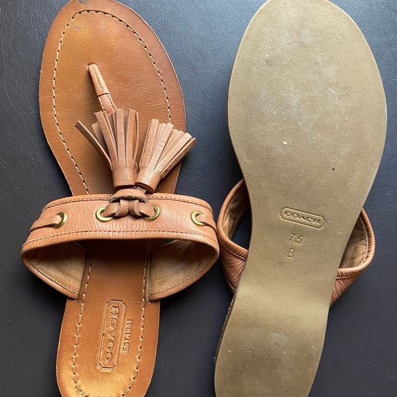 Coach “Sheena” leather tassel sandals - Picture 6 of 8